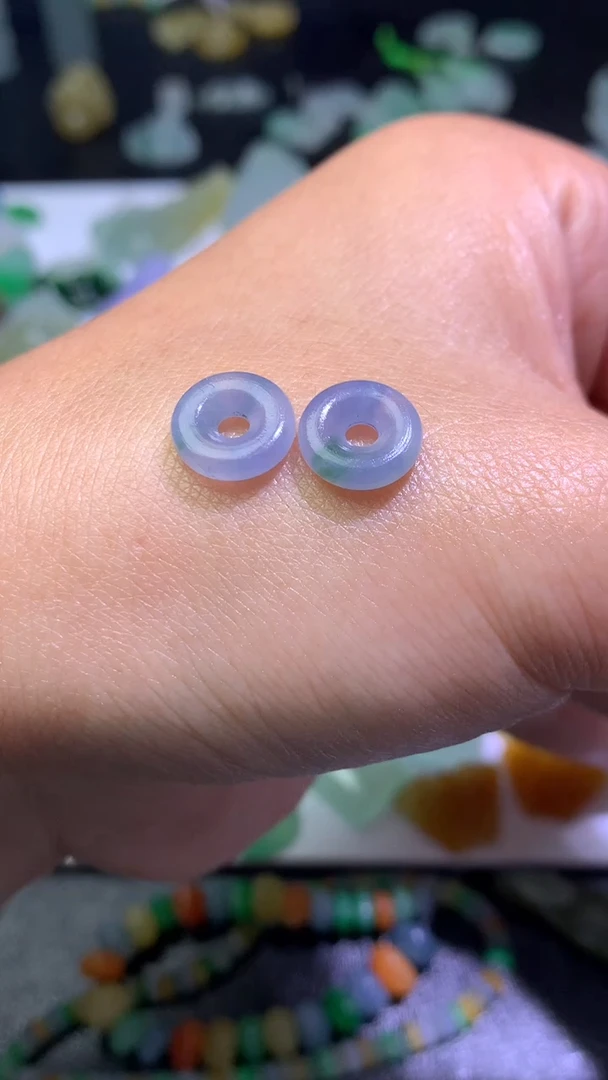 未镶嵌定制翡翠兔**二毛货