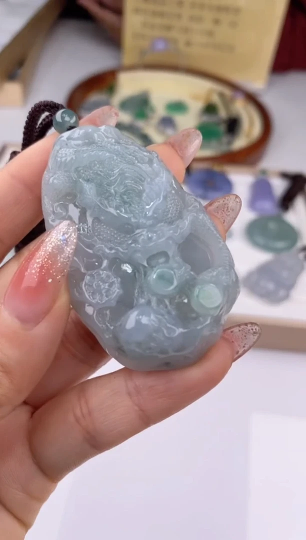 【闪购商品】翡翠吊坠(赠链)未镶嵌26566/静静聊翠