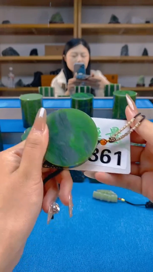 和田玉未镶嵌吊坠(不含链)天然和田玉吊坠