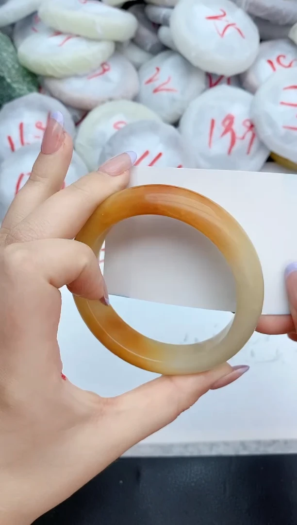 石英质玉手镯未镶嵌248+59/60