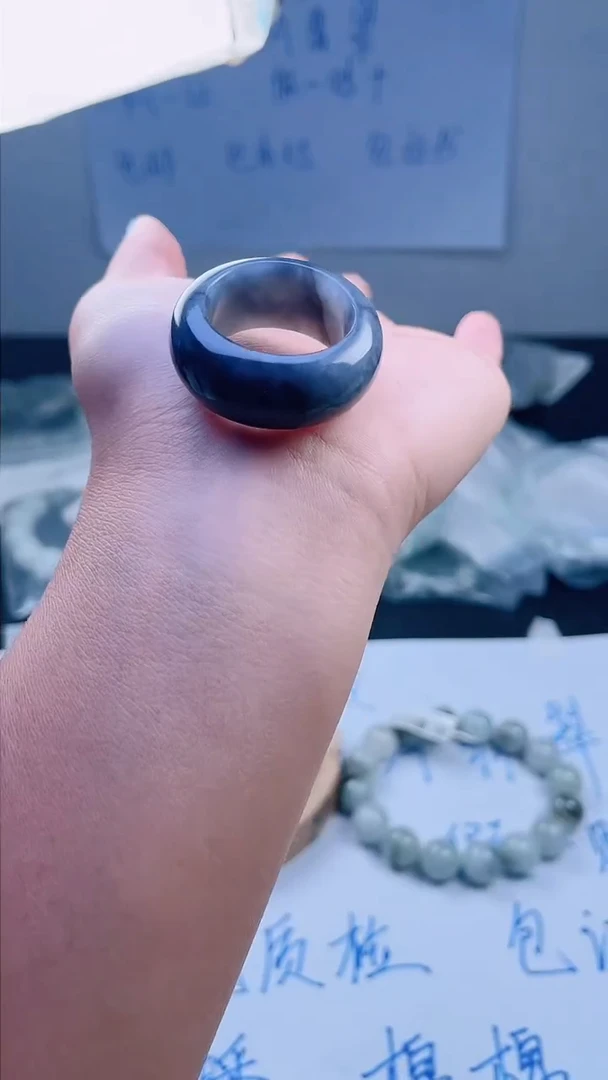 未镶嵌戒指翡翠戒圈