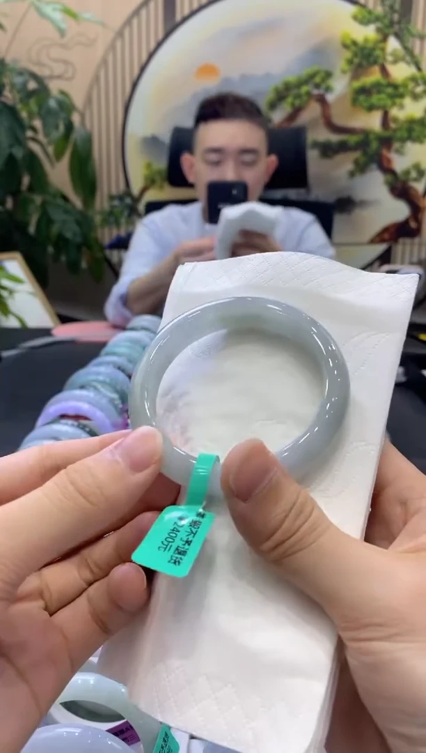 翡翠手镯未镶嵌00000005418