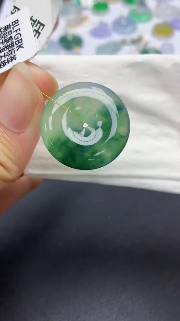 翡翠未镶嵌颈饰天然缅甸a货翡翠百元以上9元证书费自理