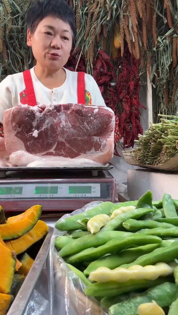 中国大陆后秋肉8斤9