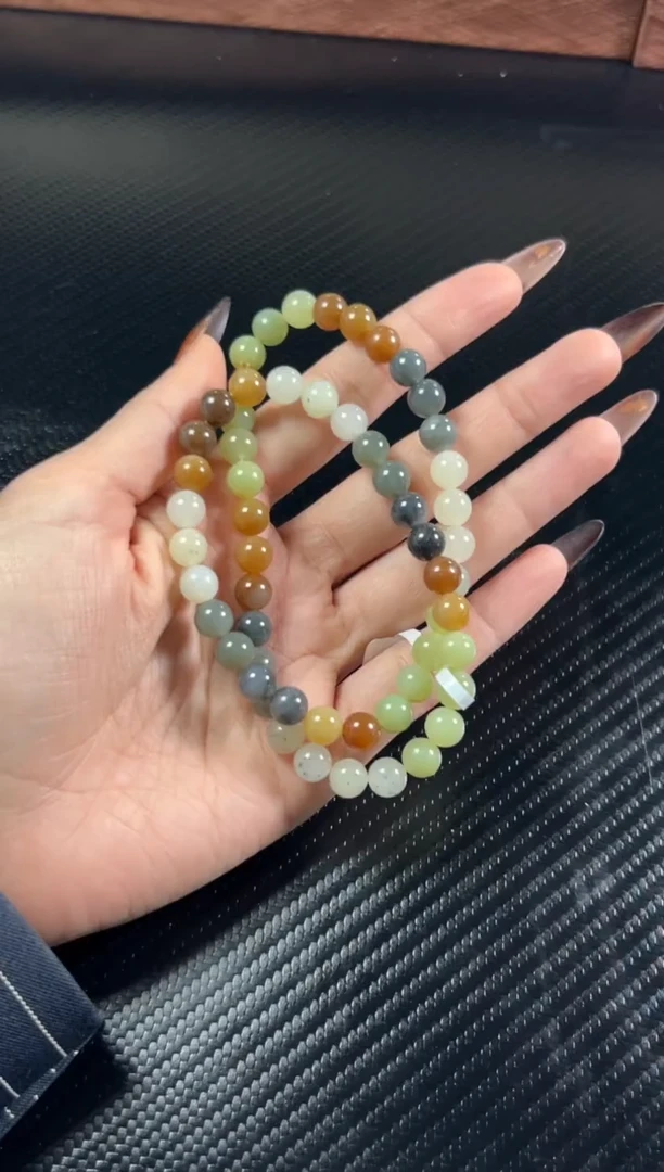 未镶嵌手串和田玉若羌微色差妈妈链卡8