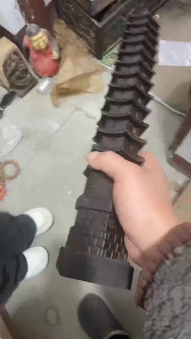 【闪购商品】木木雕新年快乐 香木摆件