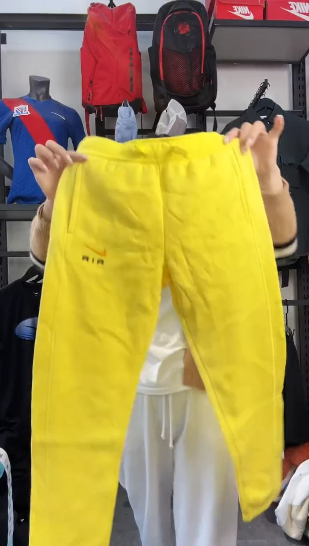 331编码 瑕疵款直播间过款为准 尺码  M  身高150