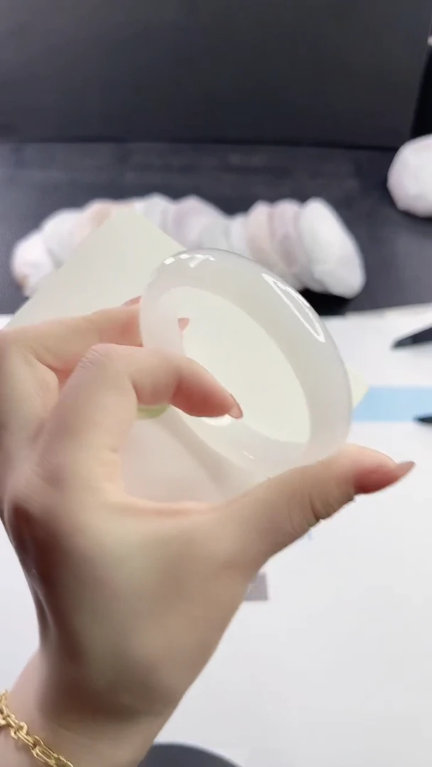 未镶嵌手镯石英质玉多样性发货L31