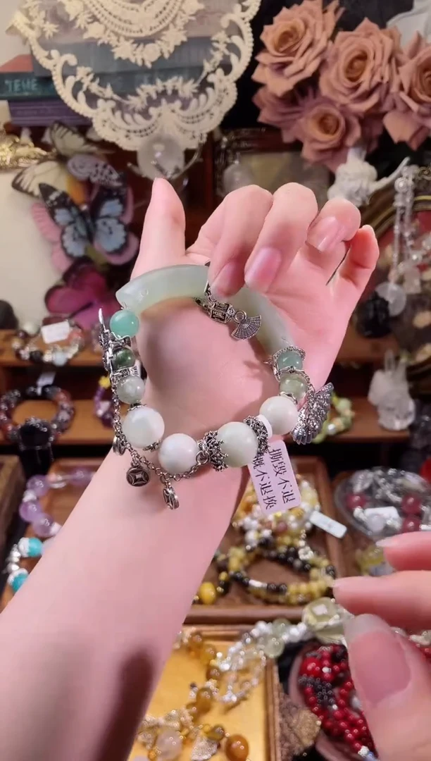 【闪购商品】水晶手链未镶嵌1769多样性发货