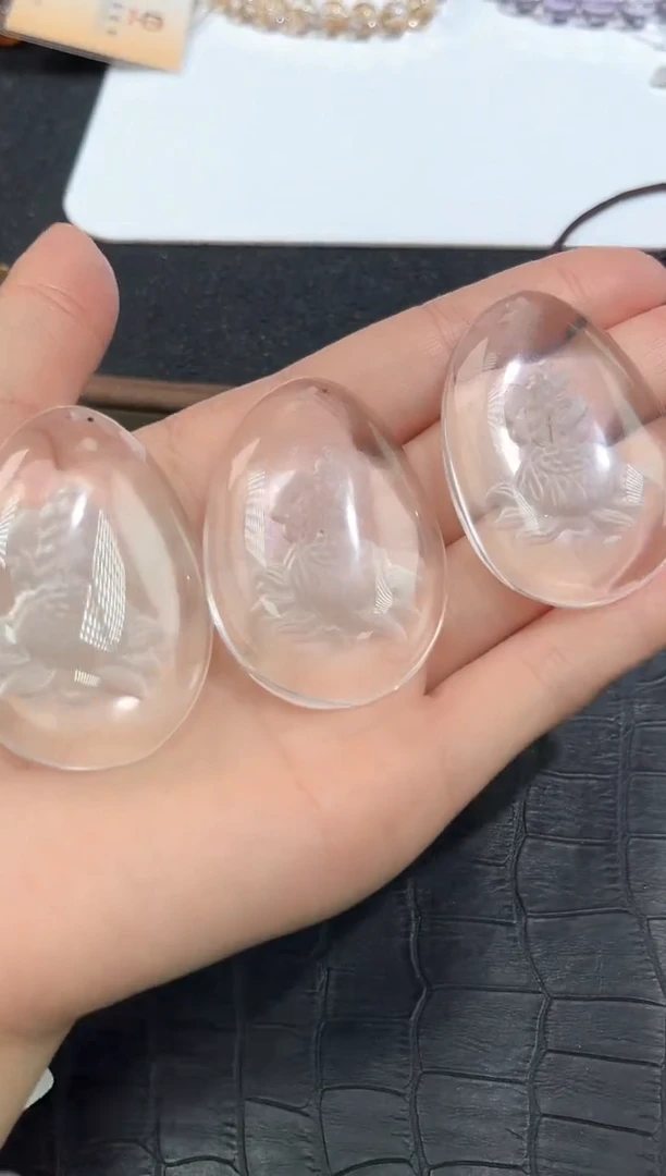未镶嵌手链水晶47号白水晶内雕佛莲吊坠