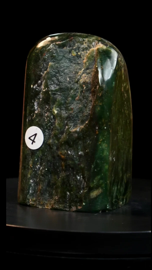 青田石老绿稀少品种