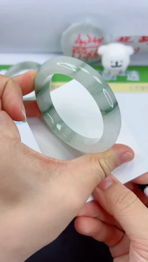 【闪购商品】石英质玉手镯未镶嵌335-53.5