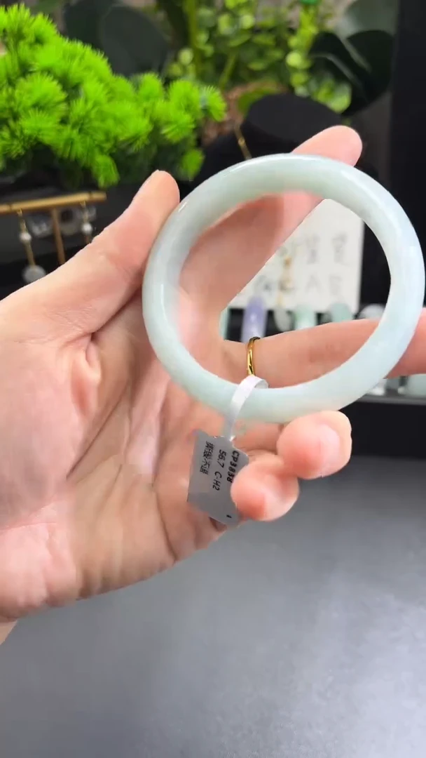 【闪购商品】翡翠手镯未镶嵌正圈