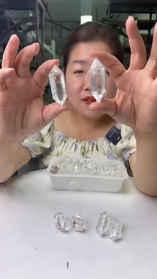 水晶珠宝半成品未镶嵌白水晶双尖（4）个装D563多样性发货