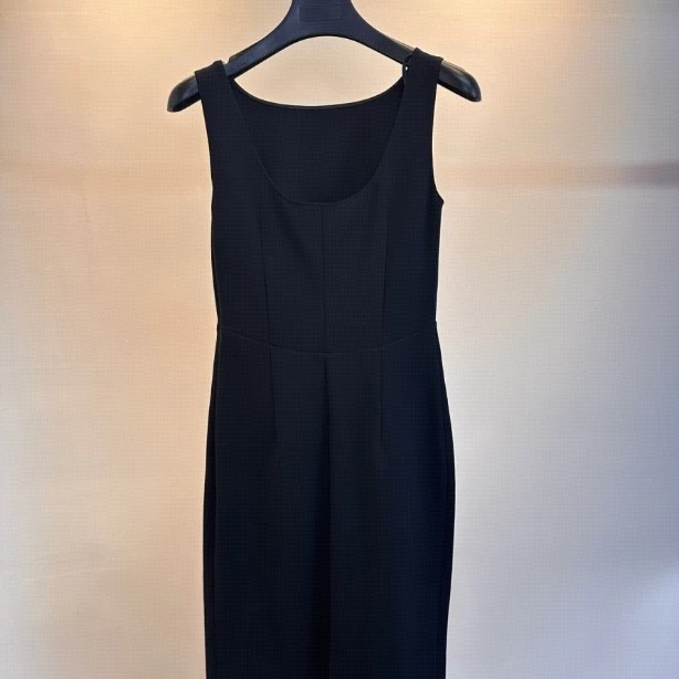 未使用 Prada/普拉达 纯色吊带连衣裙 黑色/40