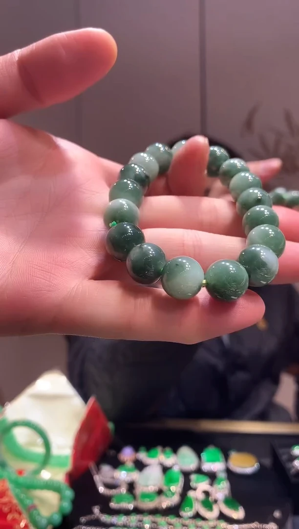 【闪购商品】翡翠手串未镶嵌手串 
