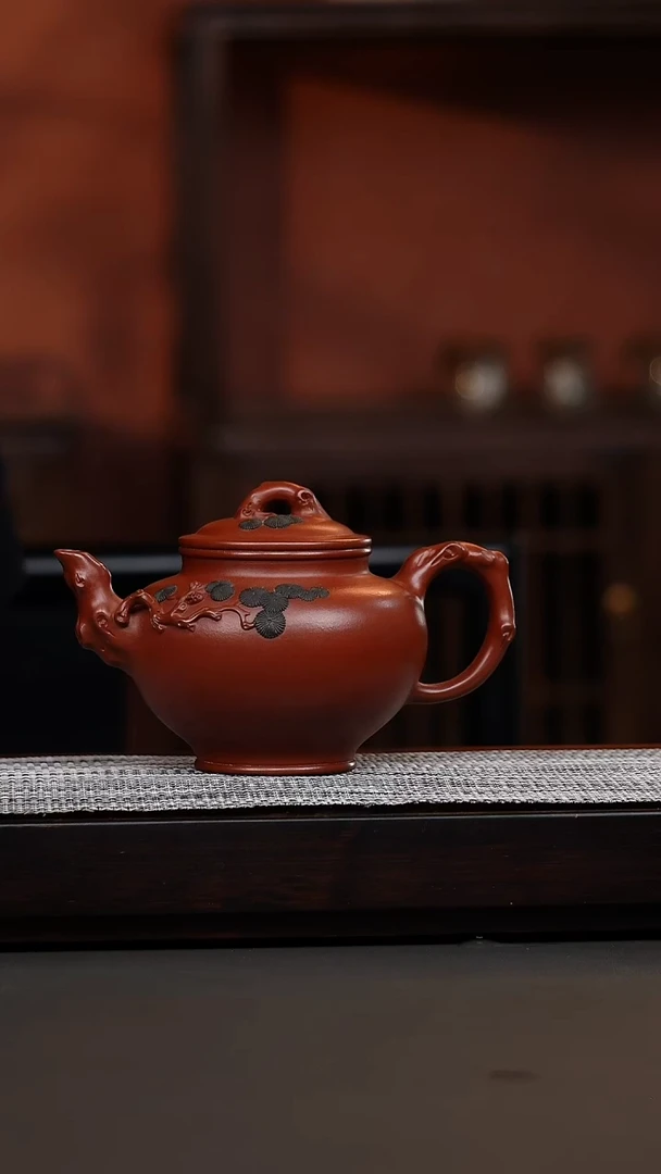 ·大红袍泥绘报春