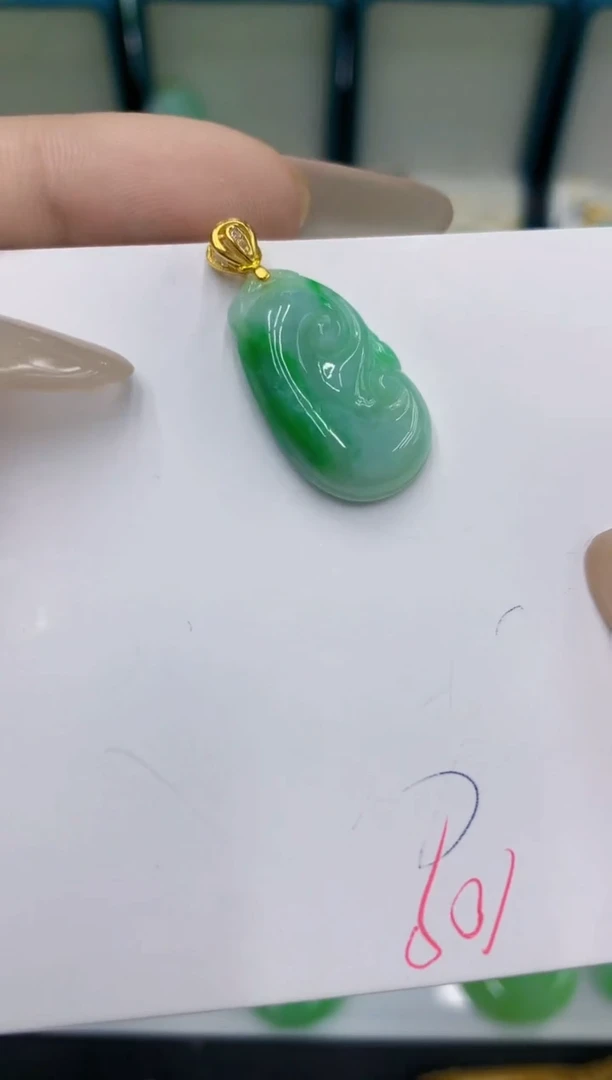 翡翠未镶嵌颈饰111111111111111