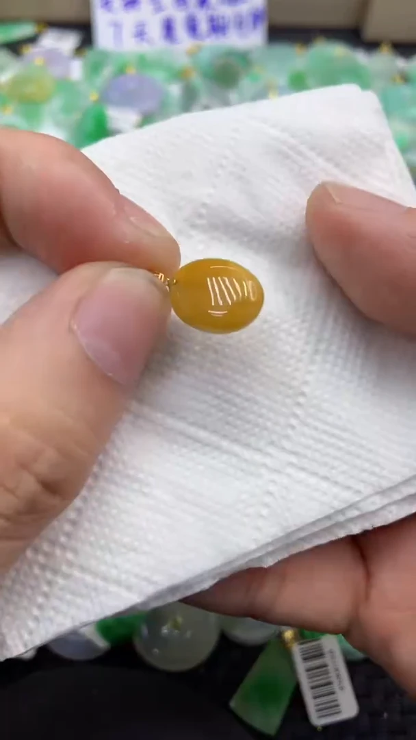 颈饰未镶嵌翡翠天然缅甸A货翡翠