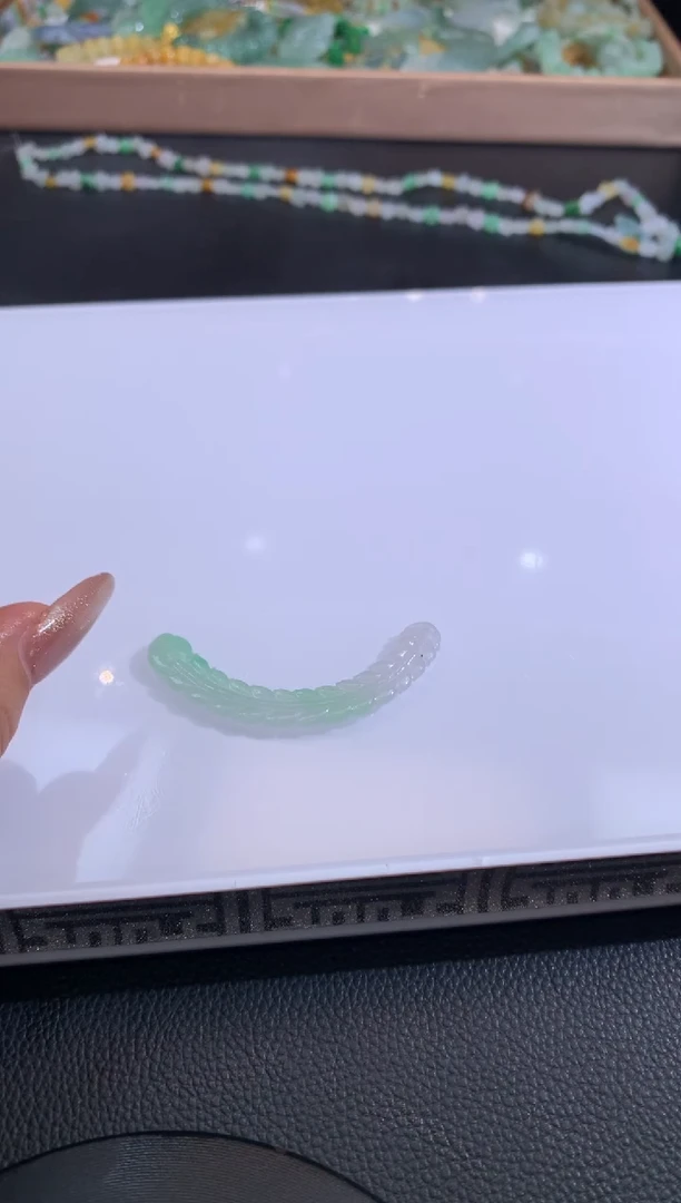 【闪购商品】定制翡翠未镶嵌翡翠