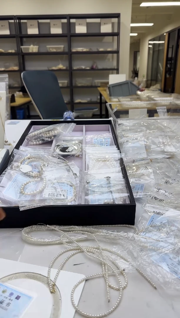 淡水珍珠18K金镶嵌项链3-4mm