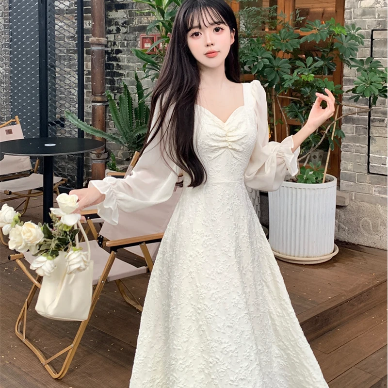 法式温柔风长袖v领碎花连衣裙子早秋季新款高级感气质长裙 9920