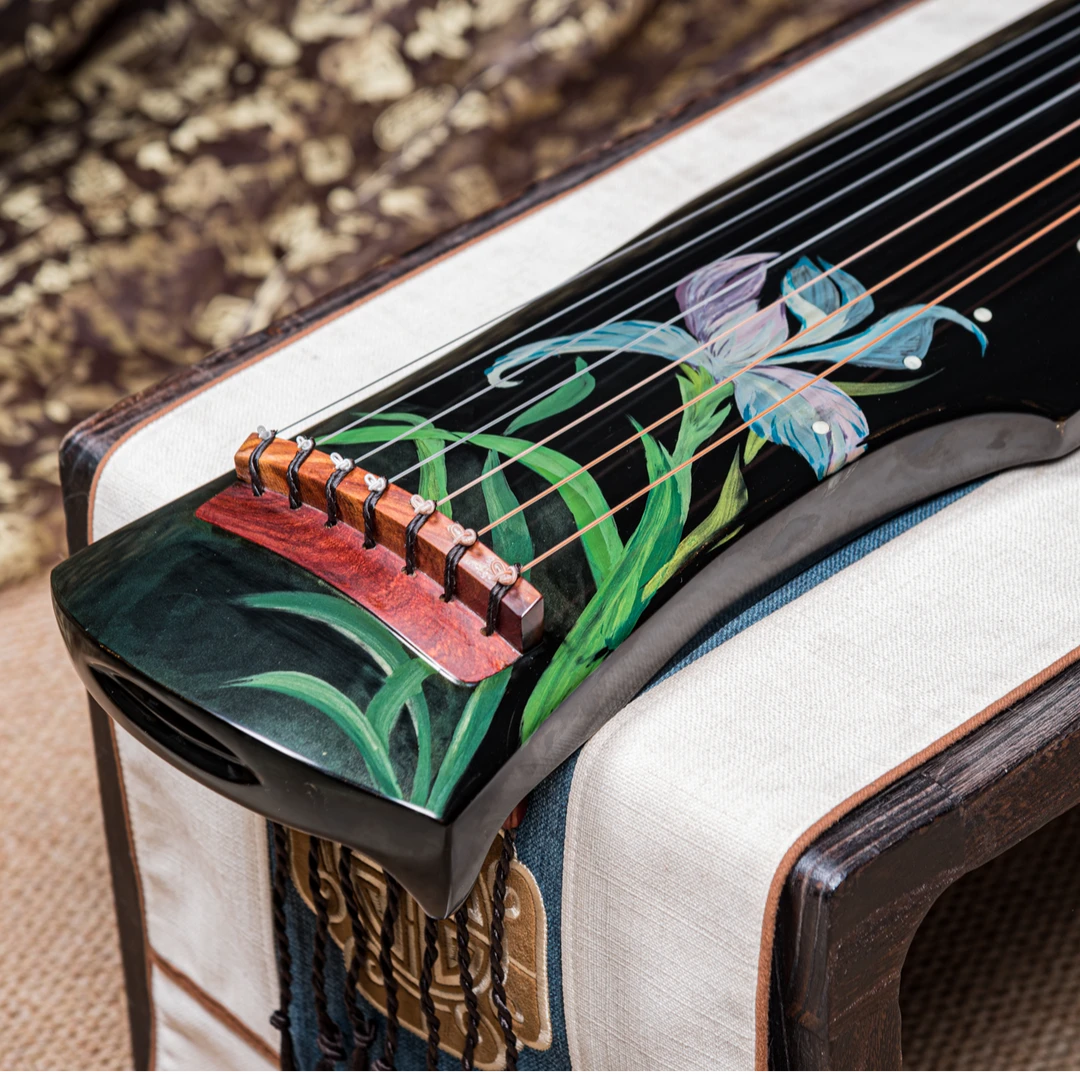 古琴 伏羲 纯生漆 老杉木 手绘兰花 紫檀配件 推光漆润黑色漆面