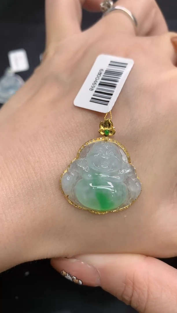 吊坠(不含链)18K金镶嵌翡翠111