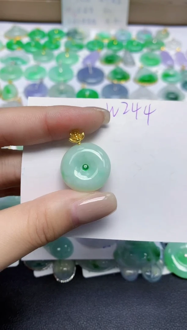 颈饰未镶嵌翡翠天然缅甸翡翠A货翡翠百元以上9元证书费自理