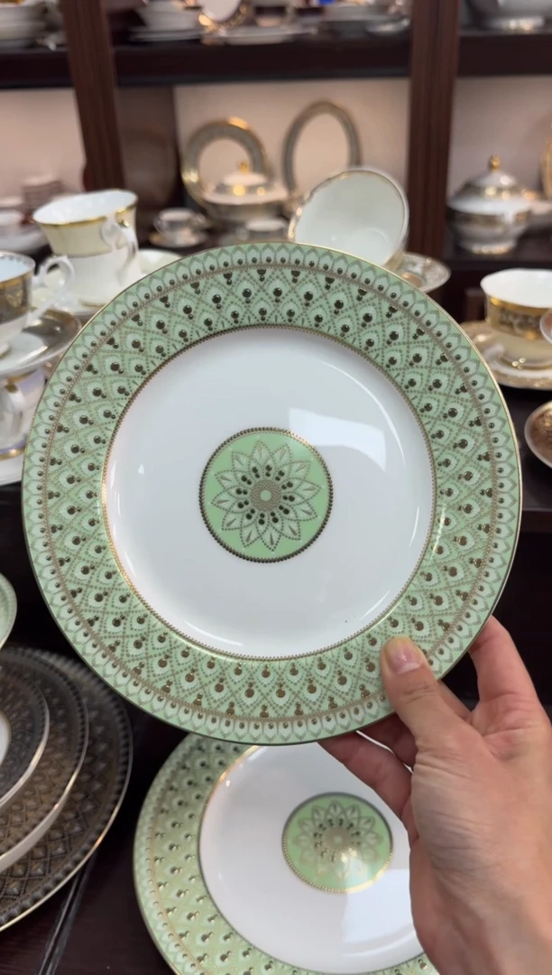 【闪购商品】瓷片8英寸平盘福利 8个