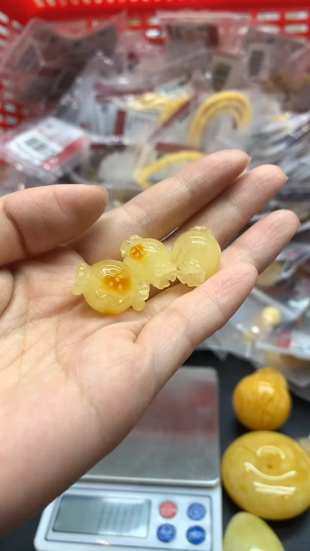 【闪购商品】琥珀珠宝奇石未镶嵌200多样性发其一瑕疵