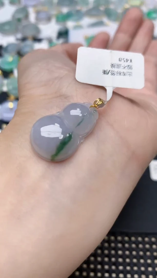 颈饰18K金镶嵌翡翠天然缅甸A货翡翠