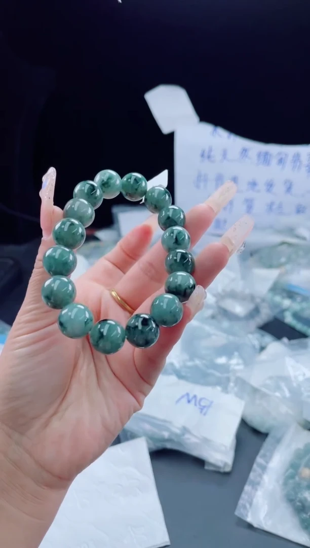 未镶嵌定制翡翠珠串