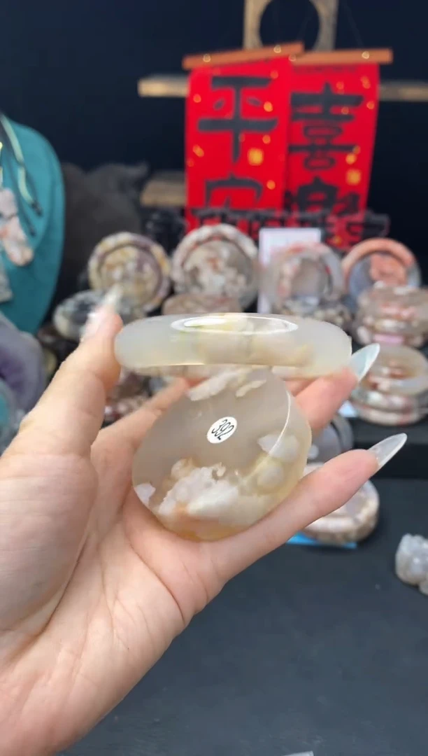 【闪购商品】石英质玉手镯（圆镯）未镶嵌58