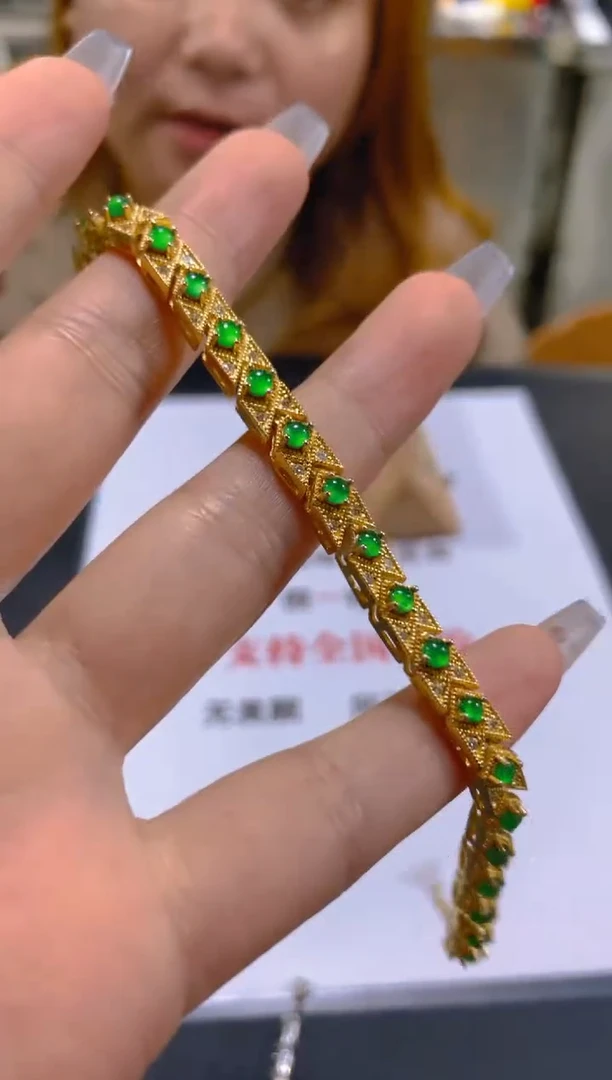 未镶嵌手链翡翠多样性发一