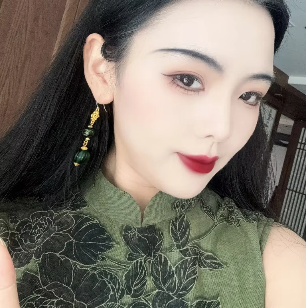 合金树脂耳饰 画报夫人同款新中式配饰925银琉璃绿树脂耳环