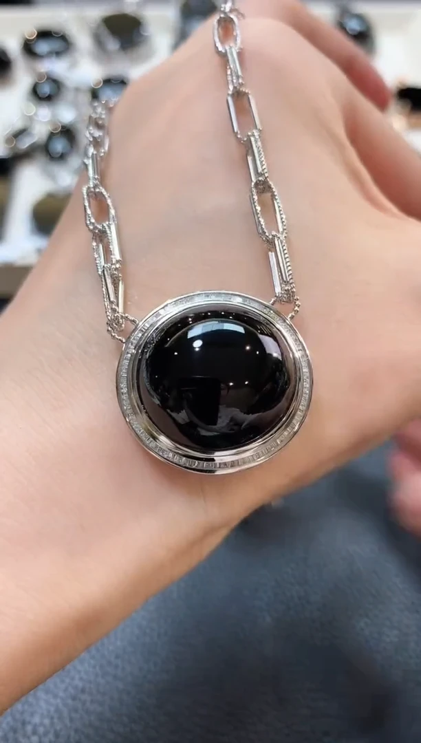 翡翠18K金镶嵌套链m93