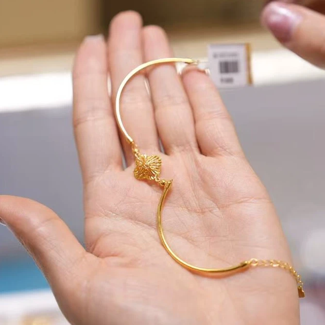 【巧玲专属】足金999花丝镂空四叶草半镯手链 经典时尚百搭 5.56