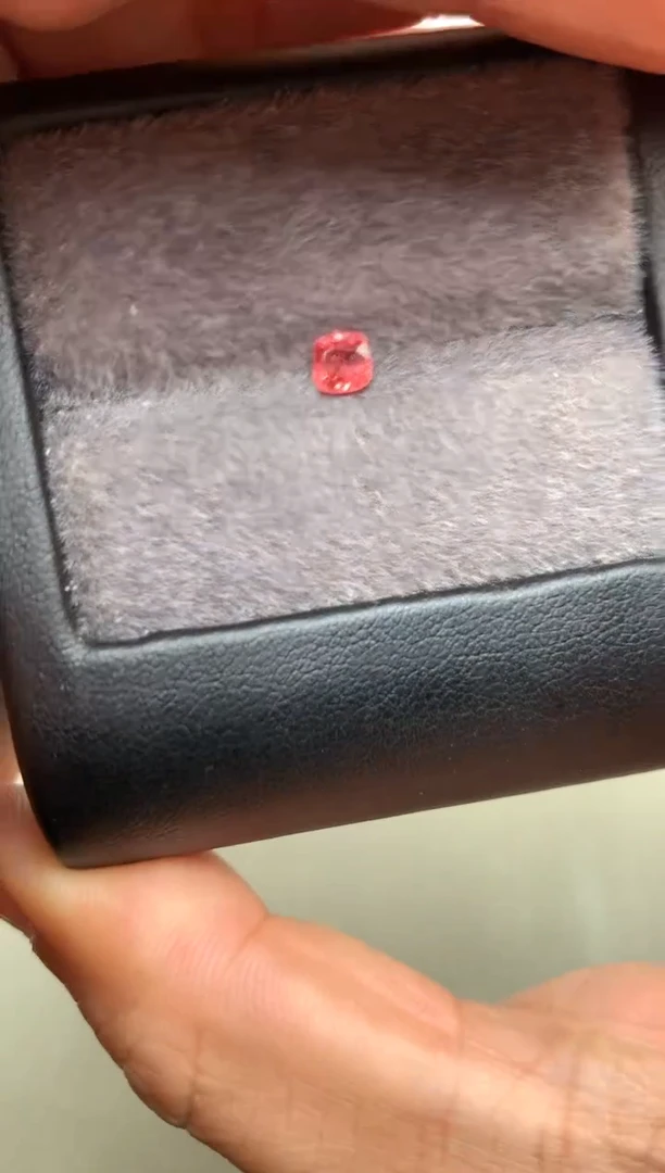 【闪购商品】定制尖晶石裸石未镶嵌枕型 帕帕色调尖晶石 0.45ct