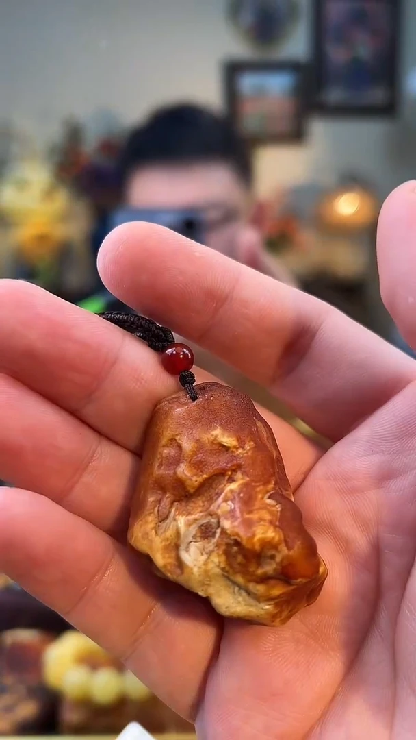 琥珀颈饰未镶嵌吊坠