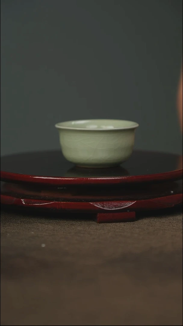 豆绿 小圆杯 无底款