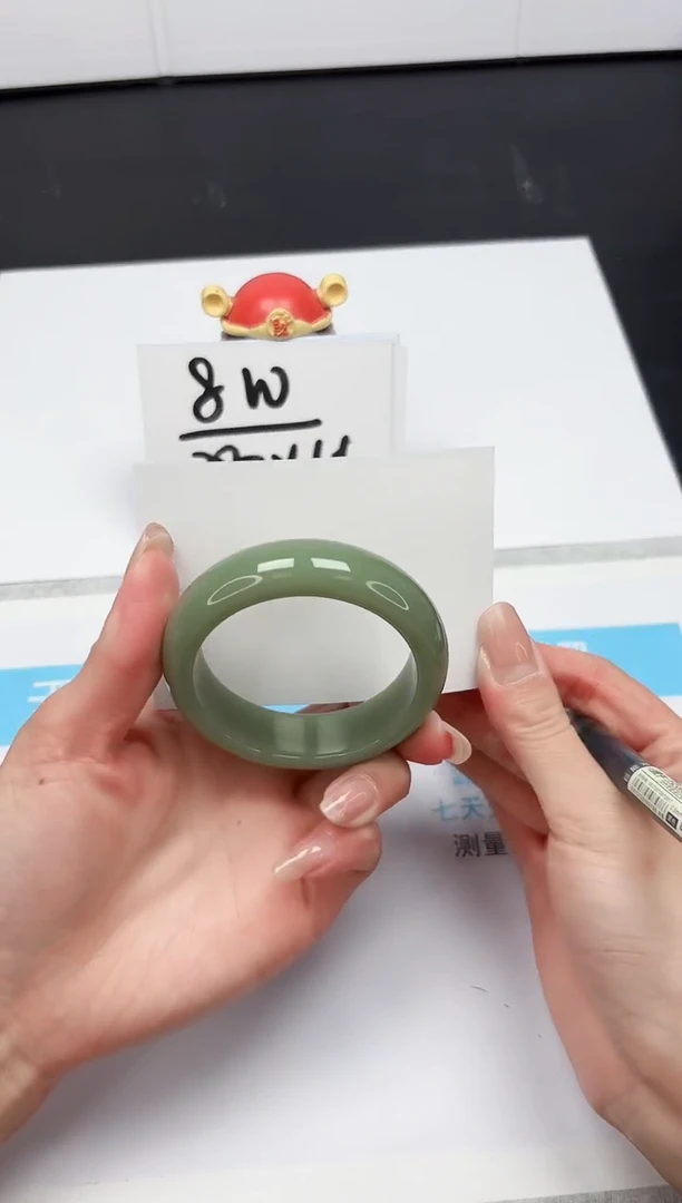 【闪购商品】石英质玉手镯未镶嵌380-53.4