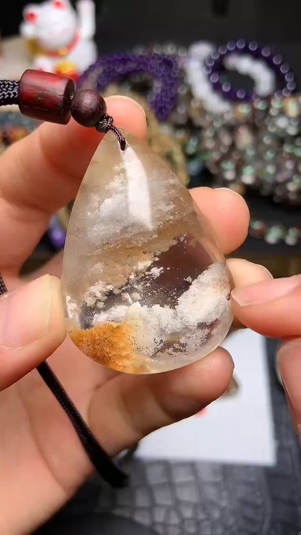 【闪购商品】水晶吊坠(赠链)未镶嵌66