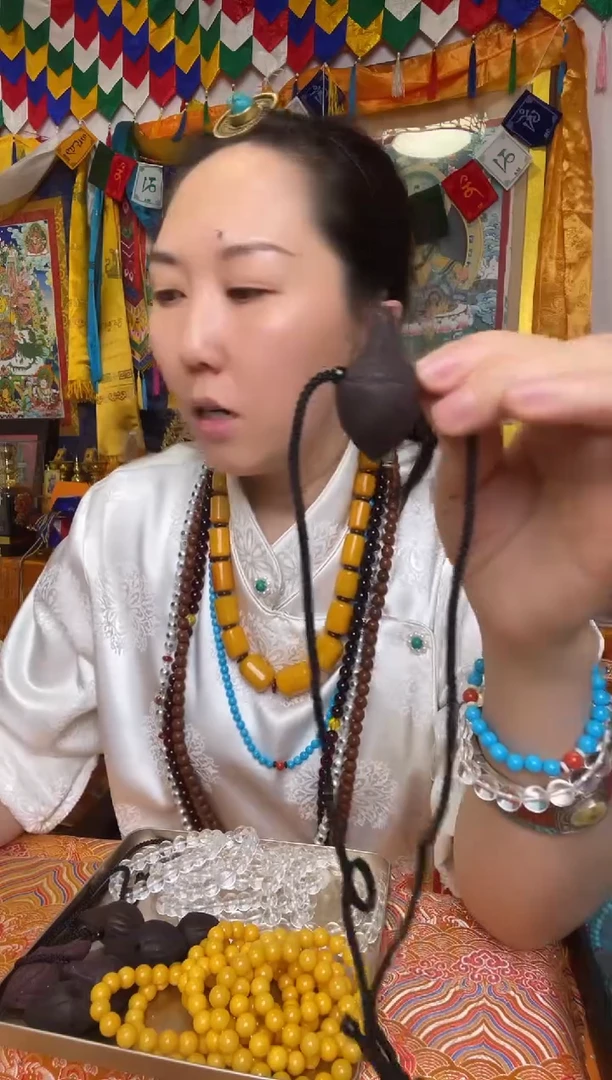 吊坠青海发货，唐卡配件062618