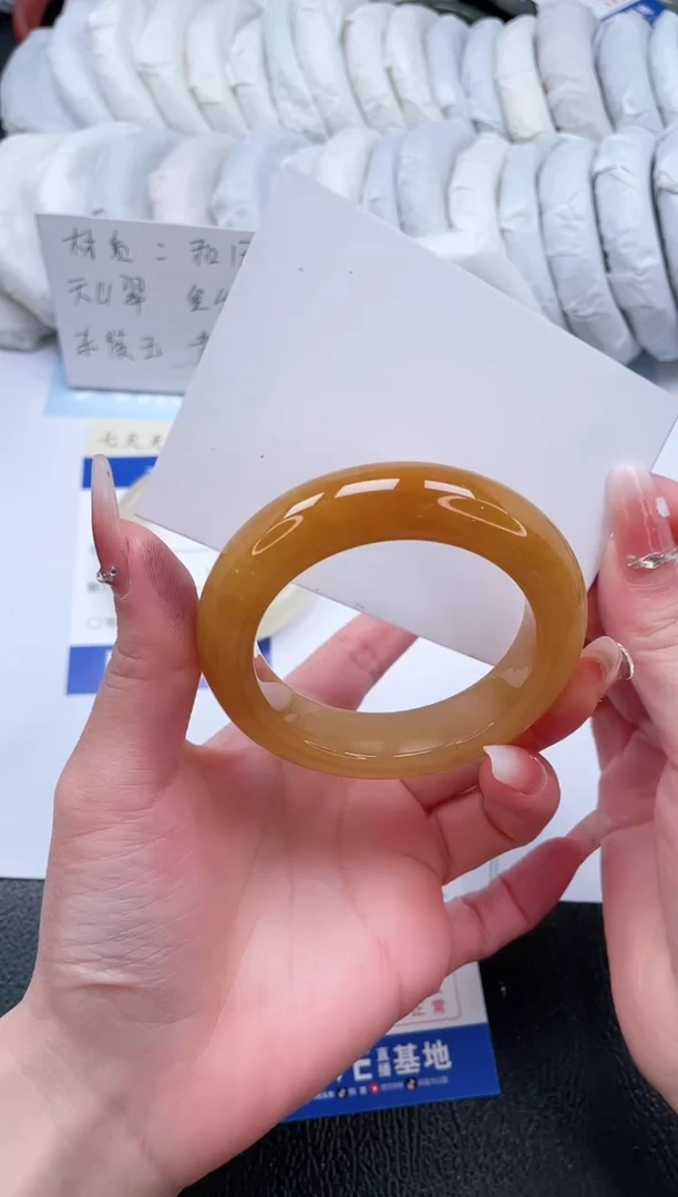 【闪购商品】石英质玉手镯未镶嵌T307-50.8