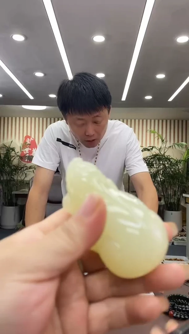 精品黄白貔丘手把