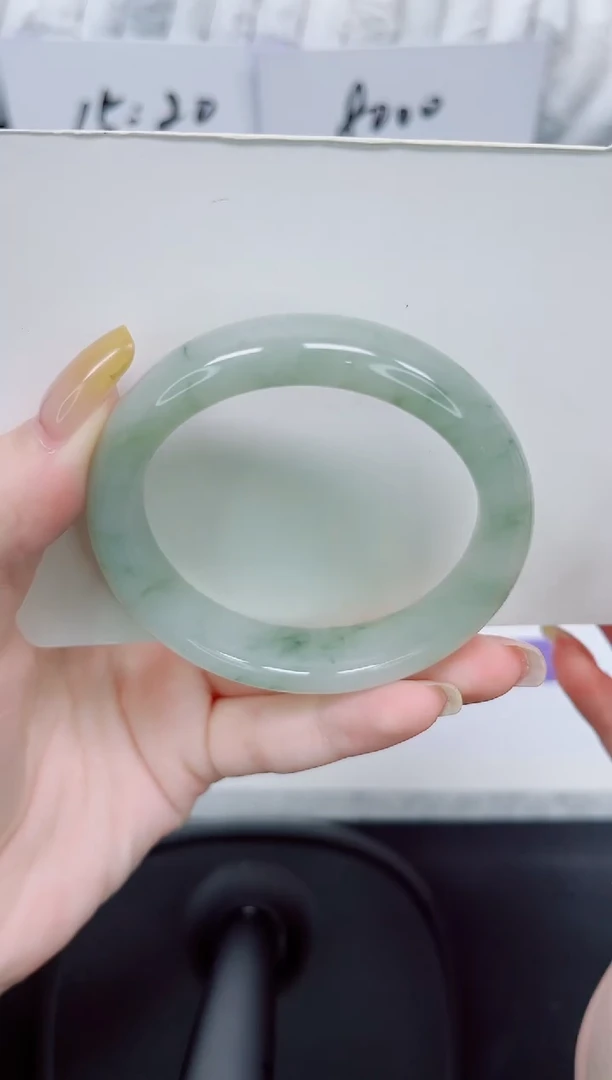 石英质玉手镯未镶嵌31