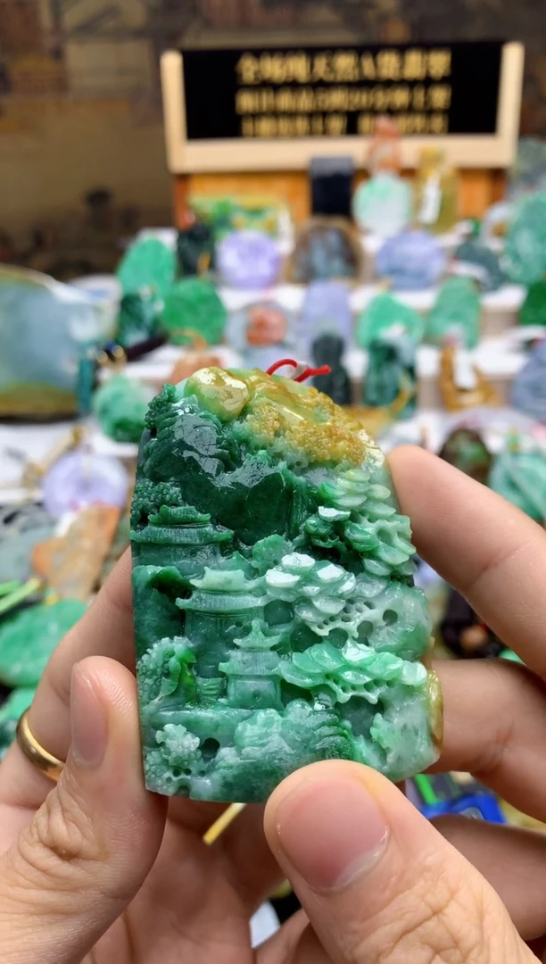 颈饰未镶嵌翡翠天然A货翡翠