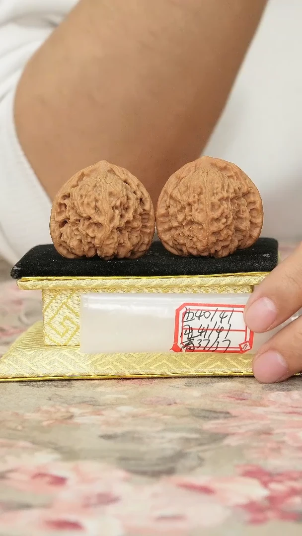 把件文玩核桃赵喜满南将石