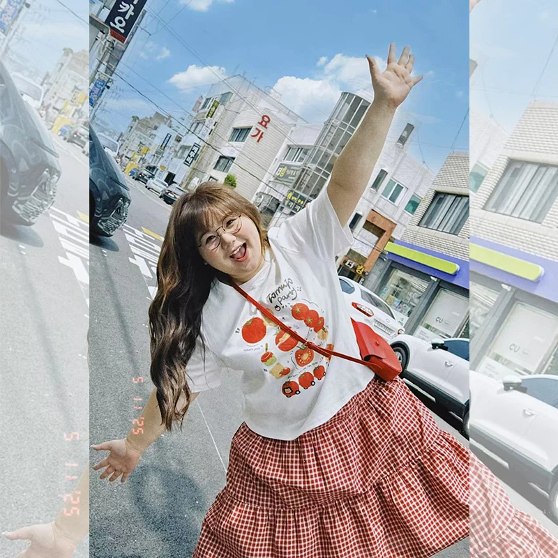 辣条大码女装 悠闲夏日 韩系红格子中长半裙番茄小熊套装